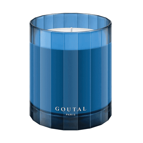 UNE MAISON DE CAMPAGNE CANDELA